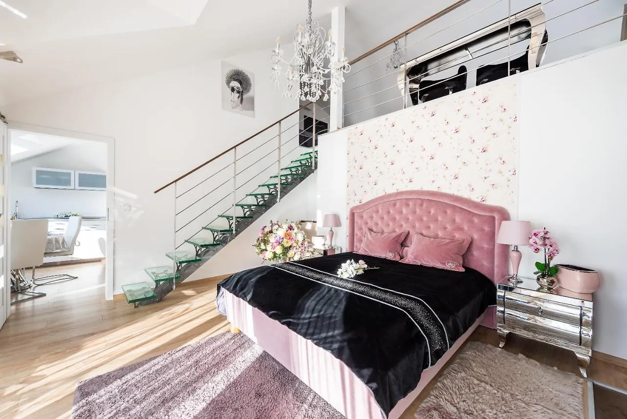 Wellness & Spa Boutique Hotel Pod Lipkami Praga 4*,  Czechy