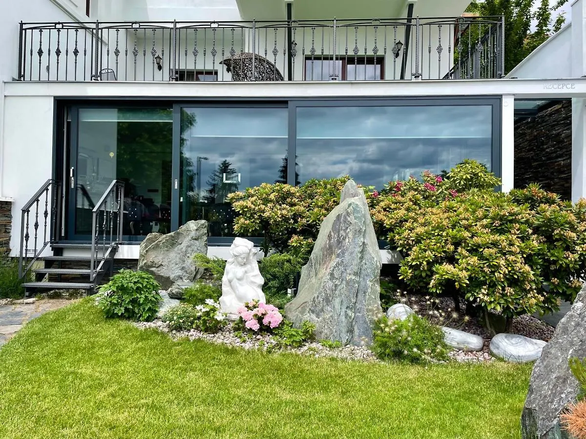 Wellness & Spa Boutique Hotel Pod Lipkami Prague