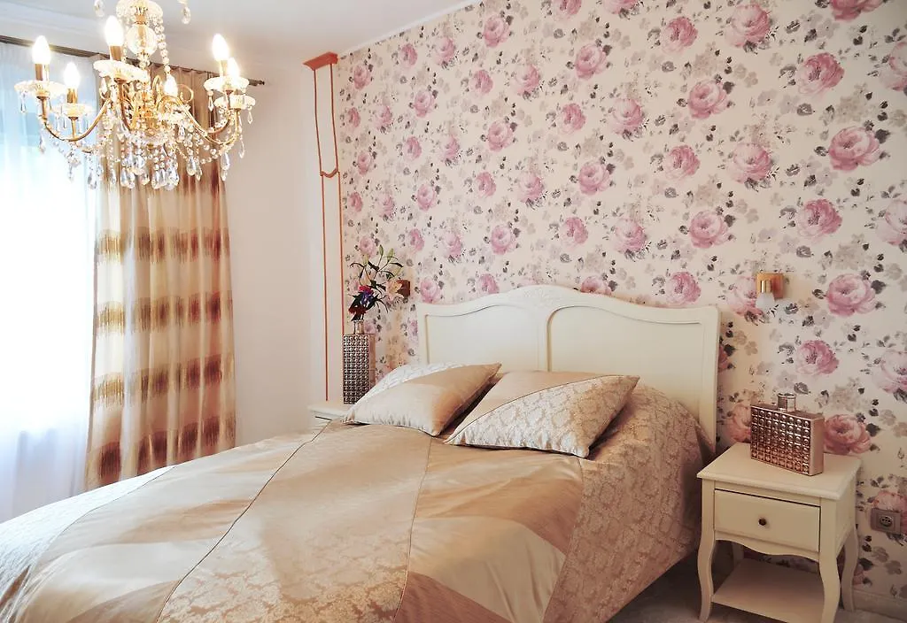 Wellness & Spa Boutique Hotel Pod Lipkami Praga 4*,